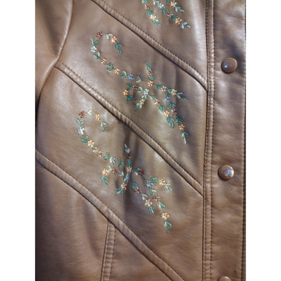 Vintage by Gerda for Partners 3 faux leather embroidered bomber jacket - Picture 13 of 16